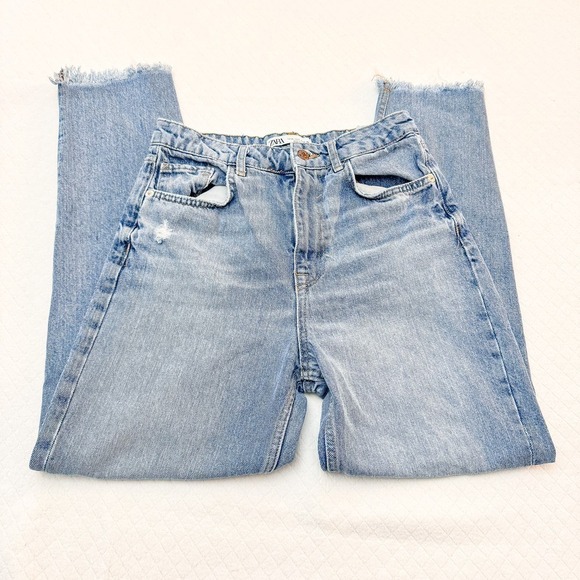 Zara Straight Leg Distressed Denim Jeans Raw Hem Size 08 - Picture 5 of 7